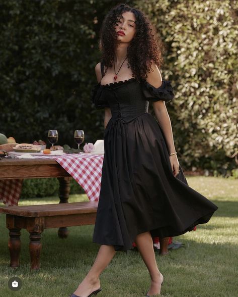 Raven Lyn Corneil, Raven Lyn, Dark Feminine Style, Black Sundress, Midi Sundress, Effortlessly Chic Outfits, House Of Cb, Festival Wedding, Midi Dresses