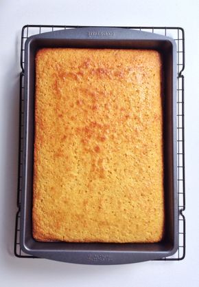 Sweet Corn Bread, Best Cornbread Recipe, Cornbread Recipe Sweet, Southern Cornbread, Jiffy Cornbread, Homemade Cornbread, Sweet Cornbread, Cornbread Recipe, Gateaux Cake