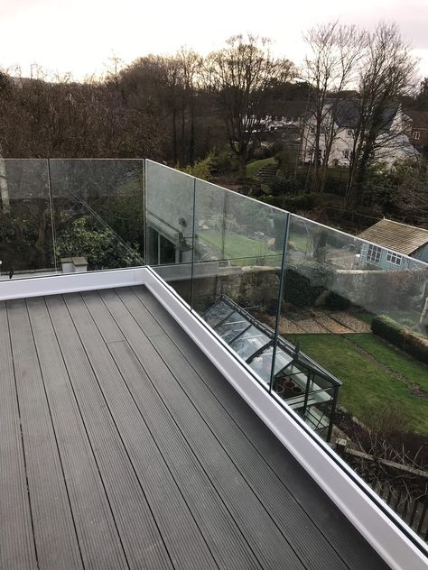 Decking Glass Balustrade, Balcony Photos, Glass Balcony Railing, Glass Railing Deck, Balustrade Design, Balcony Glass Design, Frameless Glass Balustrade, Patio Railing, Glass Railings