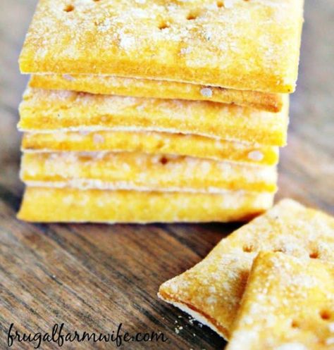 Sweet Potato Crackers Recipe, Potato Crackers, Gluten Free Cracker Recipe, Sweet Potato Crackers, Gluten Free Vegan Bread, Dairy Free Appetizers, Gluten Free Sweet Potato, Gluten Free Crackers, Dairy Free Snacks