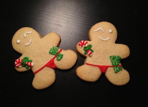 Naughty Gingerbread Men Funny Christmas Cookies, Gingerbread Cookies Decorated, Gingerbread Man Cookies, Cookie Party, Xmas Cookies, Gingerbread Men, Christmas Goodies, Noel Christmas, Sugar Cookies Decorated