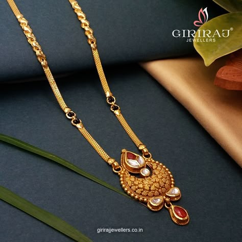 Ladies Mangalsutra Design, Latest Mangal Sutra Designs Gold, Antique Mangalsutra, Ladies Gold Rings, Gold Jewels Design, Antique Necklaces Design, Choker Necklace Designs, Black Beads Mangalsutra Design, Mangalsutra Design