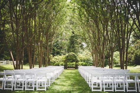 The 10 Best Garden Wedding Venues in Virginia - WeddingWire Historic Tuckahoe Wedding, Budget Wedding Venue, Garden Wedding Venues, Wedding Venues In Virginia, Small Weddings Ceremony, Wedding Lookbook, Virginia Wedding Venues, Garden Weddings Ceremony, Garden Venue