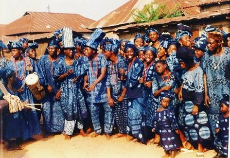 Yoruba Textiles, Indigo Shibori Pattern, Adire Eleko, Adire Cloth, Indigo Cloth, Nigerian Culture, Indigo Dyed Fabric, Yoruba People, Indigo Textiles