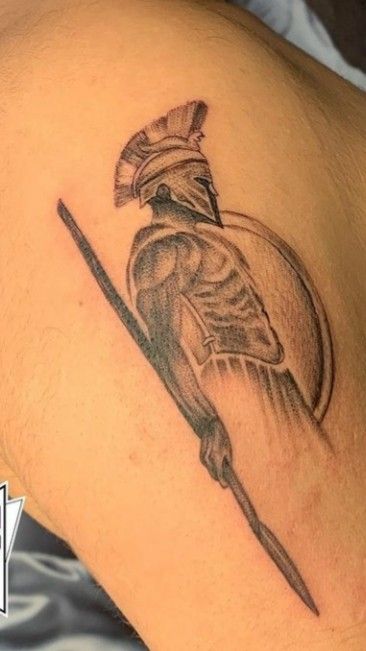 Greek Spear Tattoo, Spartan Mask Tattoo, Spear Tattoo, Spartan Tattoos, Sparta Tattoo, Wing Tattoo Men, Gladiator Tattoo, Full Hand Tattoo, Spartan Tattoo