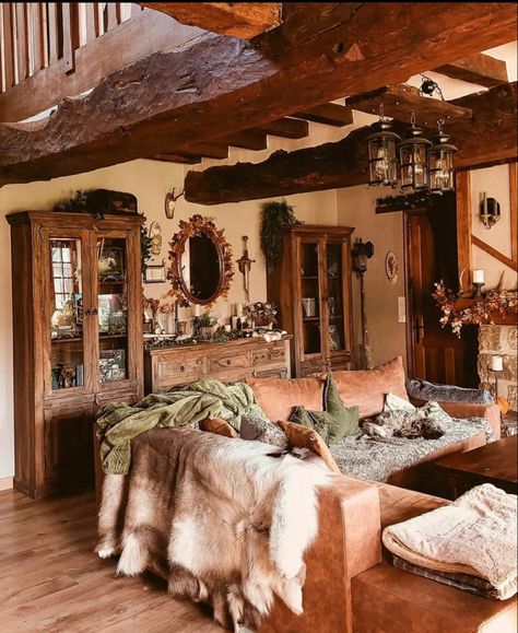 Viking Interior Design, Cottage Interiors Living Rooms, Witch Cottage Interior, Cottage Core Interior, Whimsical Living Room, Dark Academia Room Ideas, Old Fashioned House, Dream Farmhouse, Fairytale Cottage