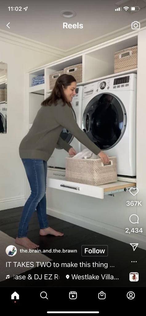 Laundry Shelves, Small Laundry Room Makeover, Dream Laundry Room, Laundry Room Layouts, Laundry Room Renovation, Laundry Design, Modern Laundry Rooms, Laundry Room Shelves, Laundry Room Inspiration