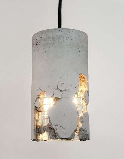 15 DIY Concrete Ideas For A Chic Minimal Design Blitz Design, Diy Luminaire, Raw Texture, Lampang, Concrete Light, Concrete Pendant, Diy Lampe, Concrete Lamp, Concrete Furniture