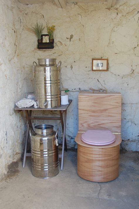 A beautiful, zero-waste, dry loo                                                                                                                                                                                 More Off Grid Bathroom, Dry Cabin, Outhouse Bathroom, Bathroom Setup, Composting Toilets, Outdoor Toilet, Cabin Bathrooms, Off Grid Cabin, Tiny House Bathroom