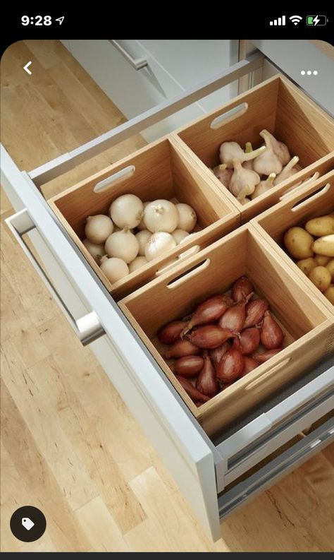 Organiser Cucina, Desain Pantry, Kabinet Dapur, Bloxburg Modern, Drawer Inserts, Kitchen Organization Pantry, Diy Kitchen Storage, Kraf Diy, Kitchen Plans