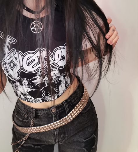 Casual Metalhead Outfit, Female Metalhead Outfit, Metalhead Aesthetic Outfit, 80s Metalhead Aesthetic, Female Metalhead, Metal Outfits Women, 80s Metalhead, Metalhead Outfits, Metalhead Aesthetic