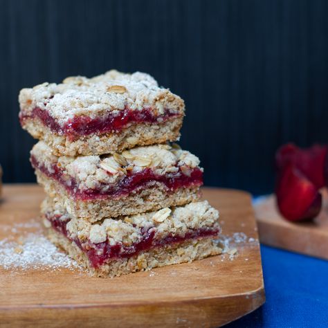 Linzer Bars, Bars Gluten Free, Plum Jam Recipes, Raspberry Jam Recipe, Raspberry Bars, Plum Jam, Creative Recipes, Zest For Life, Gluten Free Flour Blend