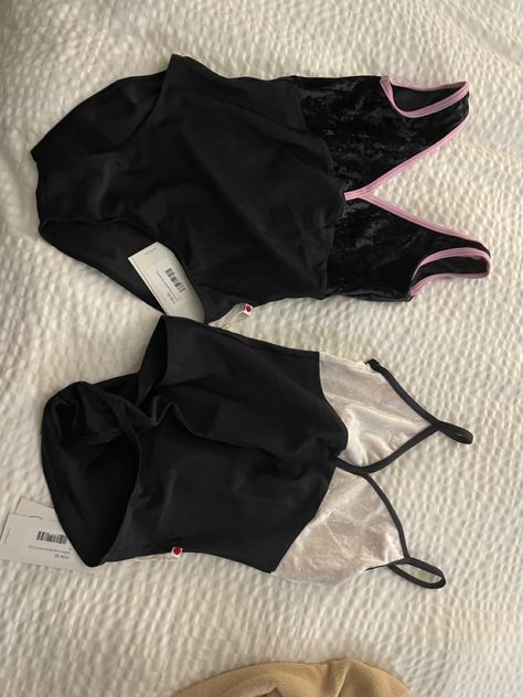 Yumiko Leotard Ideas Color Combos, Black Dance Leotards, Yumiko Leotard Ideas, Ballet Leotards Yumiko, Ballet Leo, Ballet Fits, Yumiko Dancewear, Dance Goals, Dance Leos