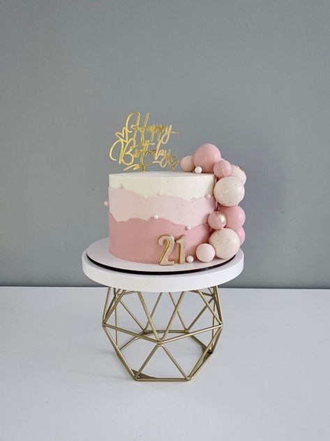 Birthday Cake Modern, Simple Cake Design, Birthday Cake For Women Simple, Modern Birthday Cakes, Simple Cakes, Baked Food, 25th Birthday Cakes, There's No Tomorrow, Butterfly Birthday Cakes