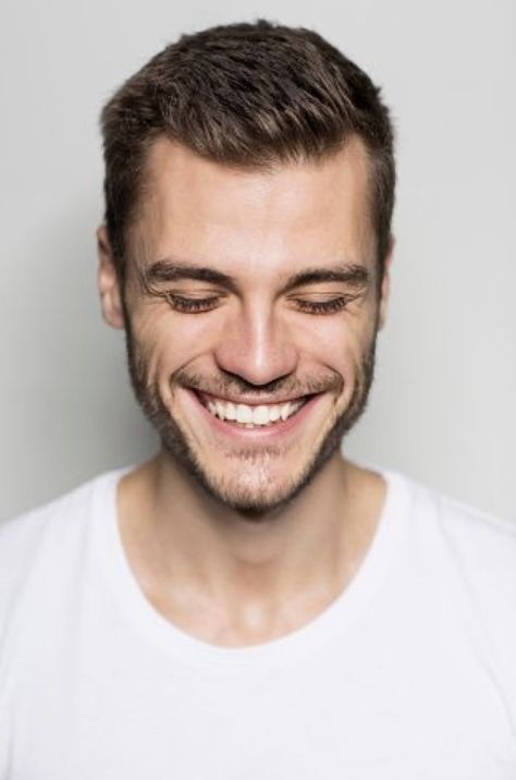 Smile Photography Men, Man Smiling Reference, Close Up Photography Face, Smiling Reference, Smiling Portrait Photography, Smile Reference, Male Smile, Skincare Campaign, Men Smile