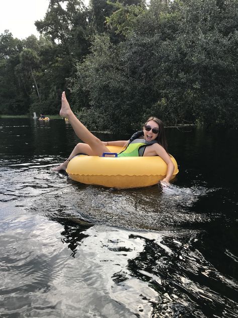 tubing down rainbow springs Tubing Pictures, Vacay Photos, Rainbow Springs, Pics Ideas, Inspo Pics, Happy Things, Aesthetic Pics, Summer Lovin, Instagram Ideas