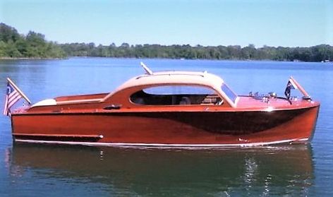 1949 Chris Craft Sedan Chris Craft Wood Boats, Wooden Speed Boats, Mahogany Boat, Chris Craft Boats, Runabout Boat, Wood Boat Plans, Plywood Boat Plans, Classic Wooden Boats, Wooden Boat Building