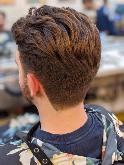 Mens Haircut Back View, Professional Mens Haircut, Brushback Hairstyle Men, Oval Face Haircuts Men, Short Flow Haircut Men, Mens Hairstyles Short Sides, Hair Tattoo Men, Mens Haircut Back, Long Hair Fade