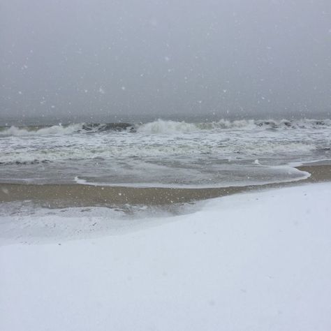 Snow Beach Photoshoot, Snowy Beach Aesthetic, Snow On The Beach Aesthetic, Blue Winter Aesthetic, Snowy Beach, Coastal Winter, Winter Ocean, Snow On The Beach, Washington Beaches