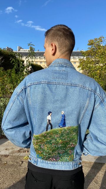 Howls Moving Castle Diy Ideas, Hand Embroidery Jacket, Howls Moving Castle Garden, Howls Moving Castle Flowers, Studio Ghibli Knitting, Howls Moving Castle Perler, Howls Moving Castle Grad Cap, Howls Moving Castle Embroidery, Embroidery Ghibli