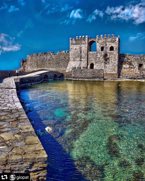 Castles and Palaces on Instagram: “A view of the guarded entrance to Methoni Castle in the Messinia, Peloponnese in southwestern Greece from a little island. It is linked…” Castle In The Sky, Greece Travel, World Traveler, Santorini, Palace, The Live, Entrance, Greece, Breaking News