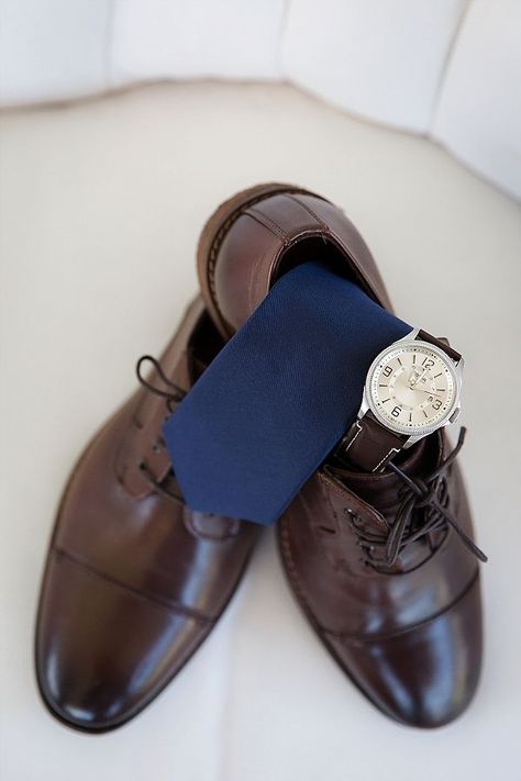 Groom Style Wedding, Diy Wedding Ideas, Groom Shoes, Brown Dress Shoes, Neutral Wedding, Fossil Watch, Wildflower Wedding, Virginia Wedding, Chesapeake Bay