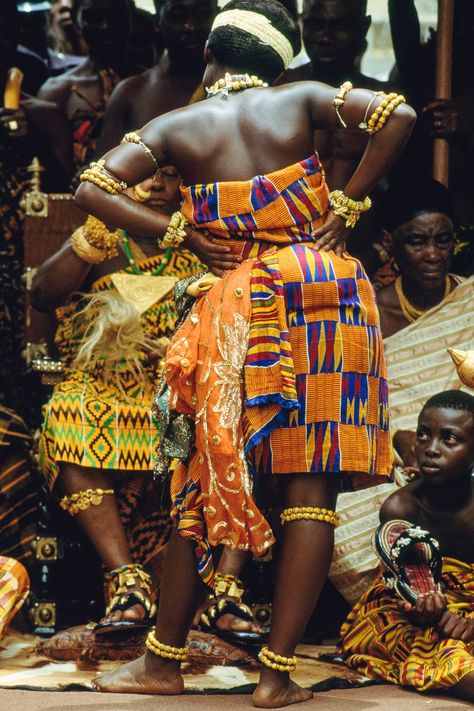 Ghana Culture, Ghana Travel, Mama Africa, I Love Being Black, Afrique Art, Black Photography, Black Femininity, African People, African Diaspora