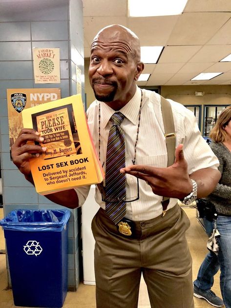 Mom Of The Group, Terry Jeffords, Brooklyn 99 Cast, Medical Website Design, Brooklyn Nine Nine Funny, Jake And Amy, Brooklyn 9 9, Oh Captain My Captain, Terry Crews