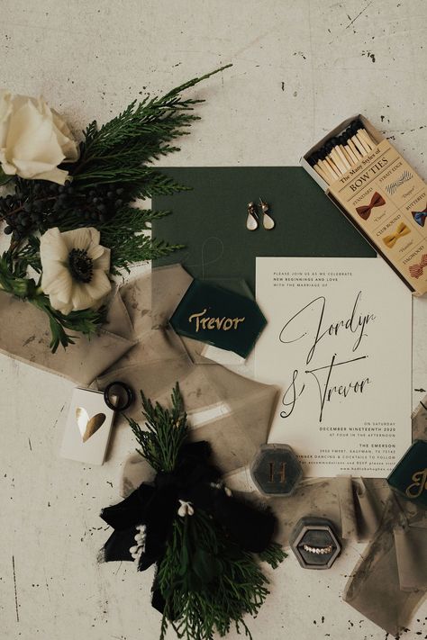 Emerald Green Wedding Details, Emerald Green Moody Wedding, January Wedding Aesthetic, Dark Green Wedding Details, January Wedding Venues, Dark Forest Green Wedding, Navy Forest Green Wedding, Emerald Green And Charcoal Gray Wedding, Forest Green And Champagne Wedding Colors