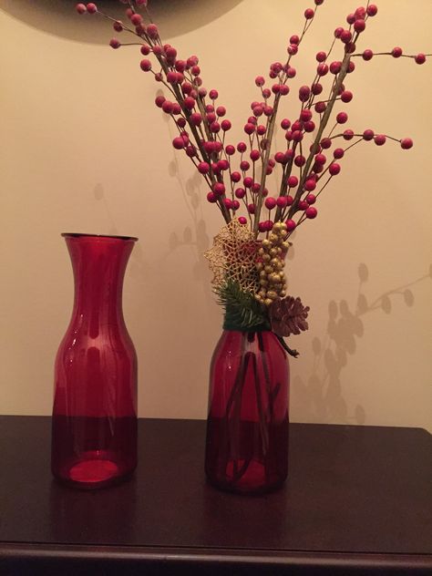 From plain red Dollar Tree milk jug to chic Christmas decor Red Glass Vases Decor Ideas, Red Vase Decorating Ideas, Glass Vases Decor Ideas, Chic Christmas Decor, Glass Vase Decor, Red Vase, Season Decor, Plain Red, Christmas Board