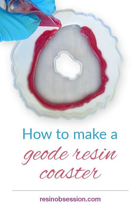 How to use resin to make a geode coaster. Includes step by step instructions and links to supplies used. Fun home decorating project! . . . . #resin #resinobsession #resincoasters Resin Geode Coasters Tutorial, Resin Pendant Diy, Glass Beads Diy, Clear Epoxy Resin, Mold Release, Diy Epoxy, Resin Supplies, Resin Jewelry Making, Epoxy Resin Art