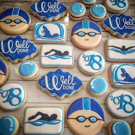 Swim Cookies, Swimming Cupcakes, Cupcakes Summer, Swim Team Party, Swim Banquet, Swimming Pool Cake, Swimming Cake, Swim Team Gifts, Sports Cookies