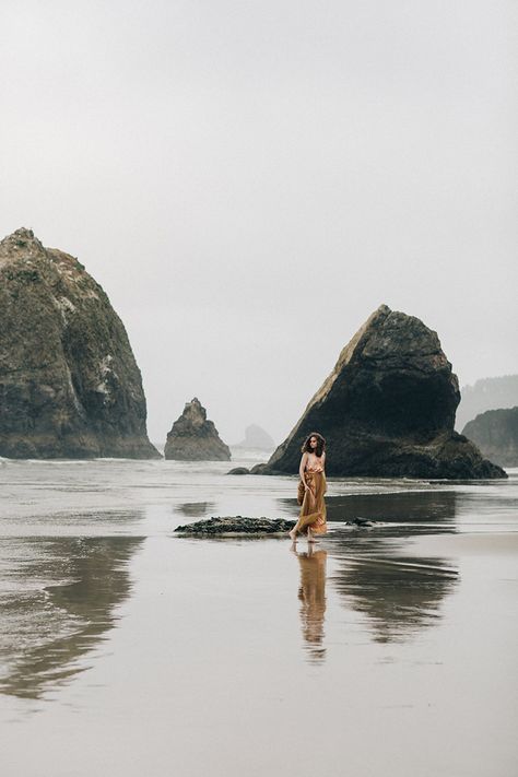 7-beach-wedding-gown-inspiration Waffley Wedded, Footprints In The Sand, Oregon Photography, Oregon Beaches, Unique Wedding Gowns, Cannon Beach Oregon, Wedding Gown Inspiration, Beach Wedding Gown, Gown Inspiration