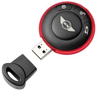 USB Drive Shaped as A Car Key.... Xbox Wireless Controller, Usb Keys, Advertising Gifts, Usb Design, New Technology Gadgets, Gadgets Technology Awesome, High Tech Gadgets, Mini Accessories, Wrapping Gifts