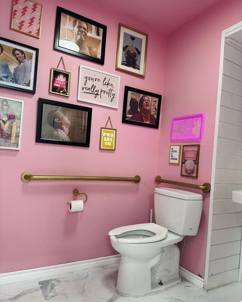 Feel free to use our bathroom too! It’s decorated as maximalist and fastastic as the rest of the store is! #thepinkpug #midlandtx #midlandfoodies #midlandtxboutique #midlandshopping Bathroom Ideas Eclectic, Bathroom Ideas Maximalist, Instagrammable Bathrooms, Toilet Only Bathroom Ideas, Retail Bathroom, Eclectic Maximalism Bathroom, Fun Bar Bathroom Ideas, Guest Bathroom Aesthetic, Wc Colour Ideas