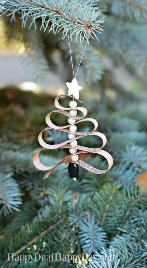 Julkransar Diy, Săpunuri Handmade, Rustic Christmas Ornaments, Christmas Deco, Homemade Christmas, Xmas Crafts, Christmas Crafts Diy, Diy Christmas Ornaments, Rustic Christmas