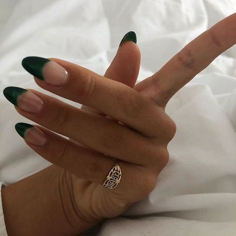 The Deep French Manicure Is the Official Nail Art of Fall Green Tip Nails, Stars Nails, Nail Swag, French Tips, Nailed It, Minimalist Nails, Fire Nails, Dream Nails, Funky Nails