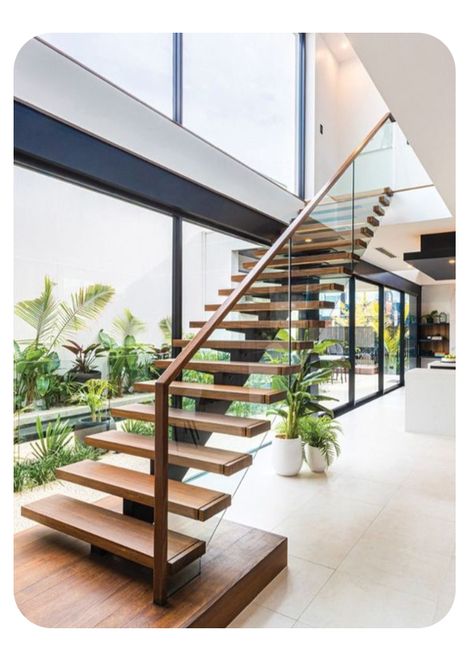 Wooden Staircase Design, Stair Railing Makeover, Stair Design Architecture, Staircase Interior Design, Modern Stair Railing, Wooden Staircase, Staircase Design Modern, Staircase Railing, Contemporary Stairs