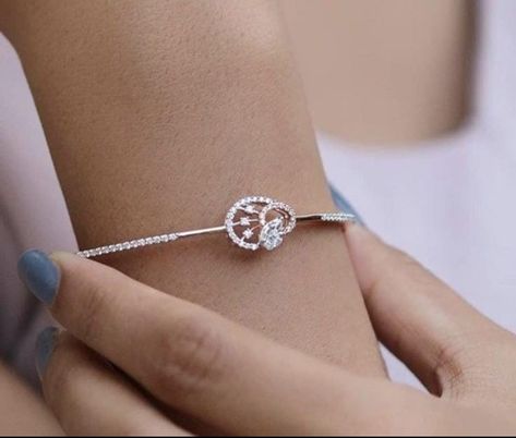 Rose Gold Light Weight Trendy Diamond Bracelet Rose Gold Lights, Diamond Bracelet Design, Bangles Jewelry Designs, Bracelet Design, Gold Light, Bangles Jewelry, Jewelry Designs, Bracelet Designs, Diamond Bracelet