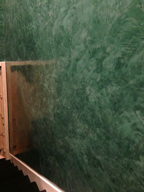 Emerald Venetian plaster walls Venetian Painted Walls, Green Venetian Plaster Walls, Painting Plaster Walls, Venician Plaster Walls Living Rooms, Green Venetian Plaster, Venition Plaster Walls, Venician Plaster Walls, Faux Finishes For Walls, Venetian Plaster Walls