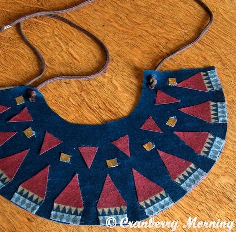 Cranberry Morning: Kids' Ancient Egyptian Headdress and Collar Egyptian Headdress, Egypt Vbs, Ancient Egypt Crafts, Egypt Activities, Egyptian Collar, Egyptian Crafts, Ancient Egypt Projects, Egypt Crafts, Lion King Costume