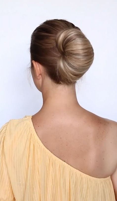 348K views · 2.8K reactions | A fun bun with a claw clip! #hairstylist #hairgoals #reels | Another Day Another Braid | Another Day Another Braid · Original audio Claw Clip Bun Long Hair, Bun With A Claw Clip, Prom Hair Inspiration, Another Braid, Fun Buns, Bun Styles, Prom Night, Another Day, Hair Dos