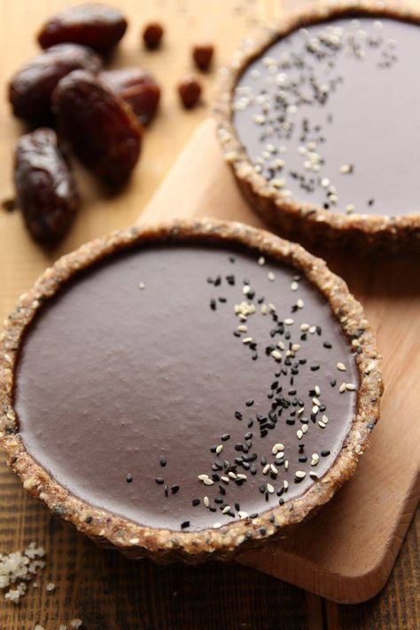 Sesame Recipes, Rice Puffs, Infused Chocolate, Chocolate Tarts, Tartlets Recipe, Black Sesame, Chocolate Tart, Sugar Free Desserts, Vegan Treats