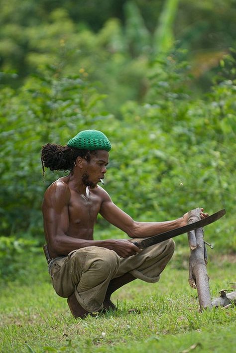 Jamaican Men, Rastafarian Culture, Rasta Man, Jah Rastafari, Roots Reggae, Jamaican Culture, Caribbean Culture, Black Photography, We Are The World