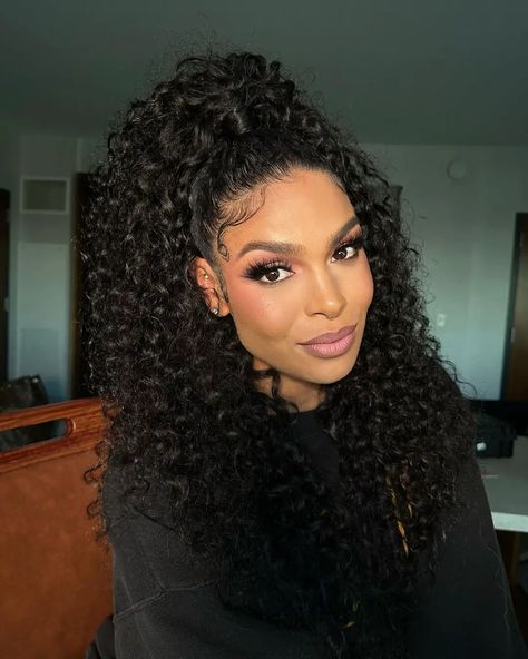 Jordin Sparks Net Worth Jordan Sparks, Jordin Sparks, Stylish Girl, Net Worth, Role Models, Singer Songwriter, Face Shapes, Most Beautiful, Black Women