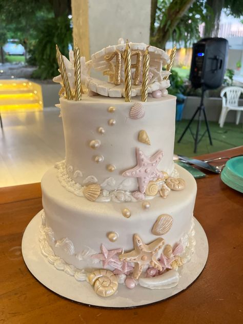 #seashells #seventeen #birthday #birthdaypartyideas #birthdaydecoration #birthdaycakeideas #birthdaydecoration #birthdayparty #cake #cakeideas #cutecake #cakesofinstagram #cakedecoratingtips #partyfood Coastal Cowgirl Birthday Cake, Beach Birthday Food, Beachy Birthday Party Ideas, Coastal Birthday Theme, Beachy Birthday Cake, Seashell Birthday Party Ideas, Ocean Themed Cakes, Beach Theme Cakes Birthday, Birthday Cake Ideas 16