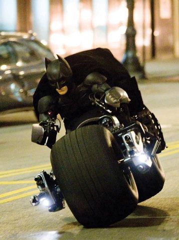 Batpod Dark Knight, Batman With His Bike, Bat Bike, Batman Bike, The Dark Knight 2008, Dark Knight Wallpaper, The Dark Knight Batman, Batman Christian Bale, Batman Dark Knight