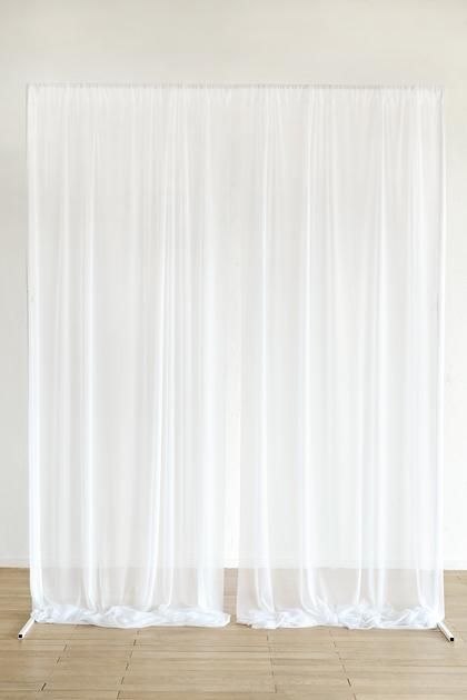 Sheer Curtain Backdrop, Simple Photo Backdrop, White Curtain Backdrop, White Backdrop Photoshoot, Wedding Backdrop Curtains, Sheer Backdrop, Curtain Backdrop, Starry String Lights, Cart Ideas