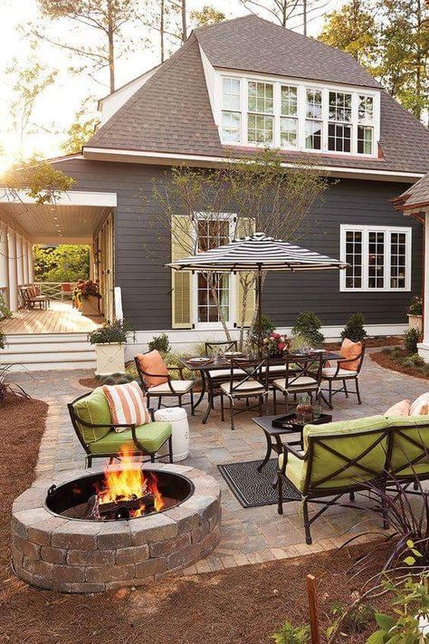 Stone Patio Designs, Patio Grande, Patio Layout, Pergola Ideas, Backyard Seating, Cozy Backyard, Patio Landscaping, Backyard Fire, Pergola Patio