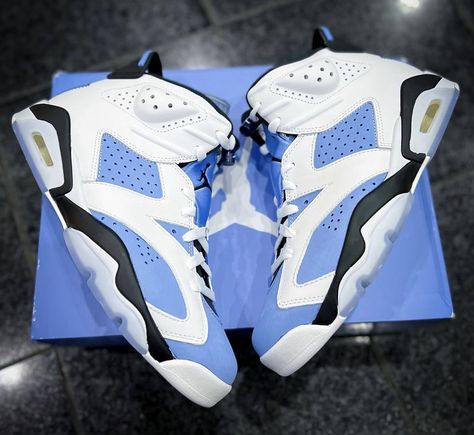 Baskets Jordans, Shoes Wallpaper, March 5th, Retro 6, Jordan Retro 6, Air Jordan 6 Retro, Nike Air Jordan 6, Blue Jordans, Shoes Sneakers Jordans